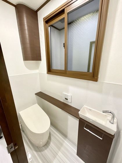 �y�g�C���z�@