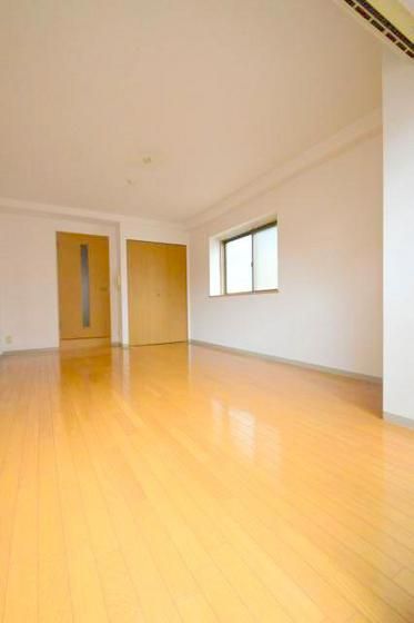 �y���̑������E�X�y�[�X�z�@