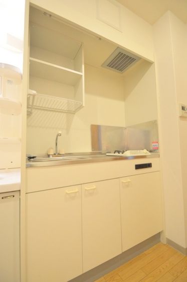 �y�����E���r���O�z�@