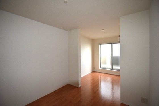 �y�����E���r���O�z�@