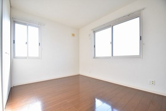 �y���̑������E�X�y�[�X�z�@