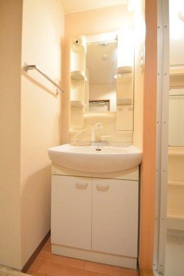 �y���ʏ��z�@