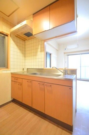 �y�L�b�`���z�@