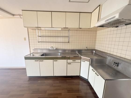 �y�L�b�`���z�@