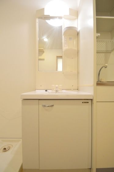 �y���ʏ��z�@���ʓƗ�