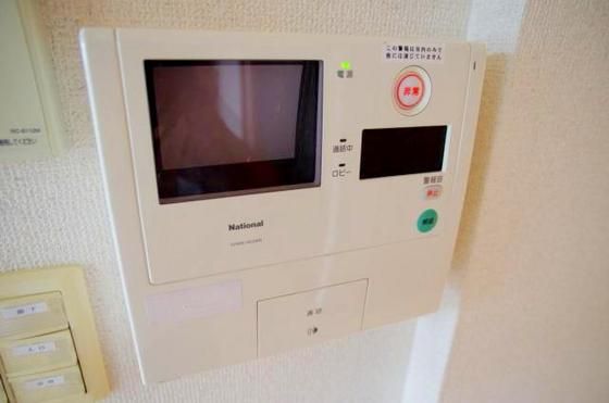 �y�Z�L�����e�B�z�@�I�[�g���b�N�E�s�u�t�C���^�[�z����