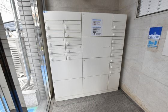 ��z�{�b�N�X����