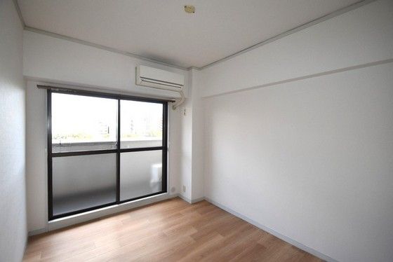 �y�����E���r���O�z�@���r���O�X�y�[�X