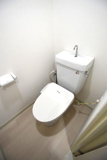 �y�g�C���z�@