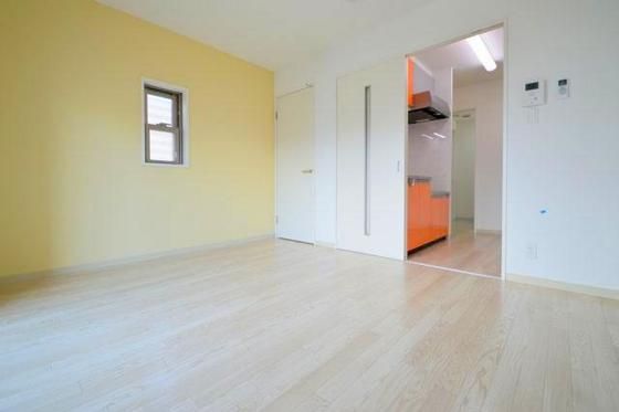 �y�����E���r���O�z�@