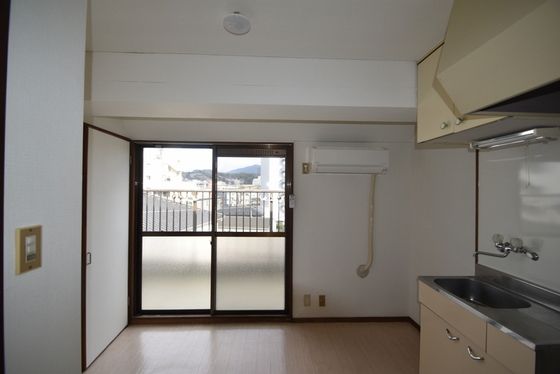 �y���̑������E�X�y�[�X�z�@