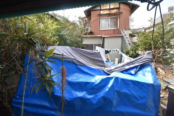 �y���]�z�@