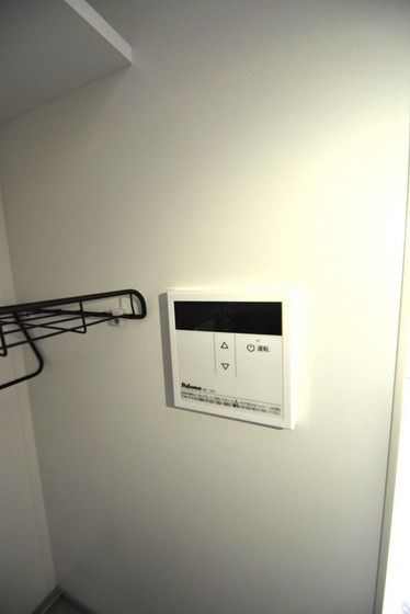 �y���̑��ݔ��z�@