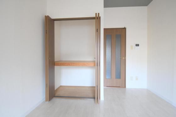 �y���[�z�@