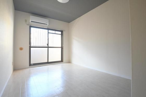 �y���̑������E�X�y�[�X�z�@