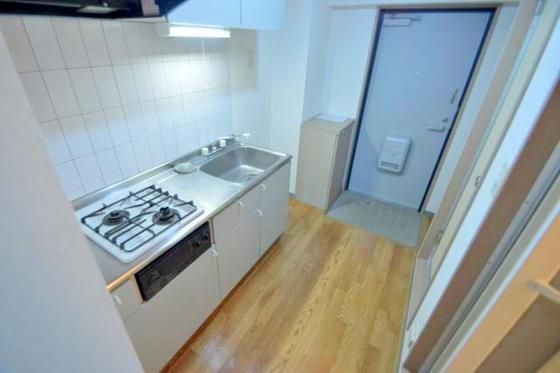 �y�����E���r���O�z�@