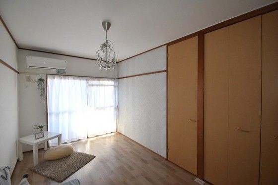 �y�����E���r���O�z�@