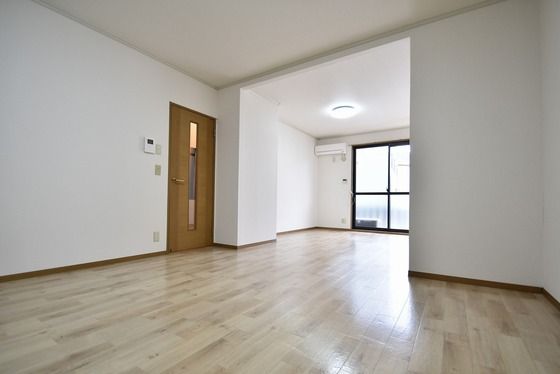 �y���̑������E�X�y�[�X�z�@