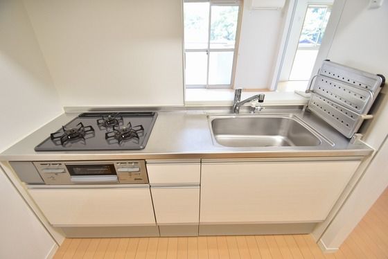 �y���̑��ݔ��z�@