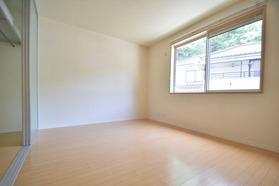 �y���̑������E�X�y�[�X�z�@