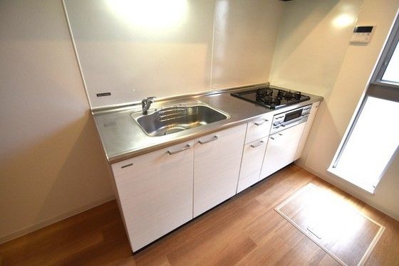 �y�L�b�`���z�@