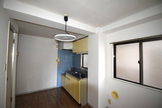 �y���̑������E�X�y�[�X�z�@