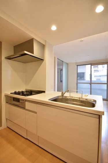 �y�L�b�`���z�@