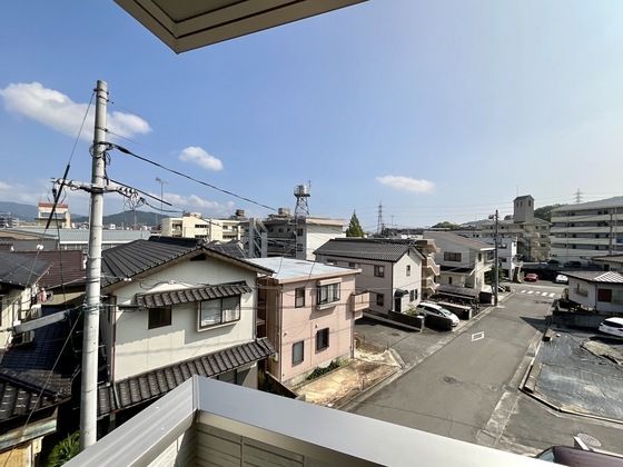 �y���]�z�@