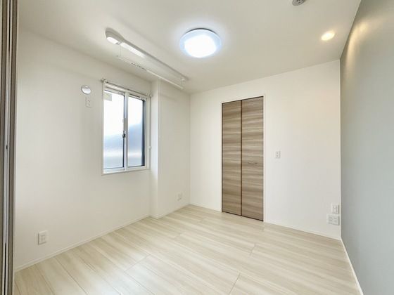 �y���̑������E�X�y�[�X�z�@