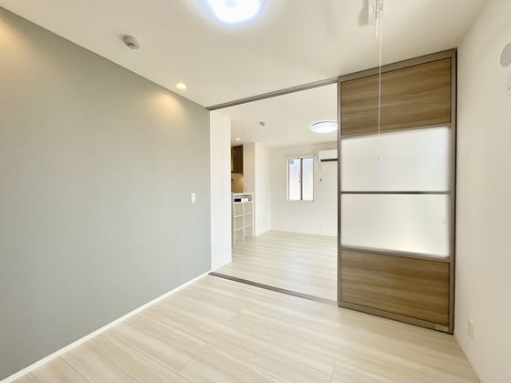 �y���̑������E�X�y�[�X�z�@