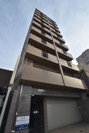 �y�����O�ρz�@