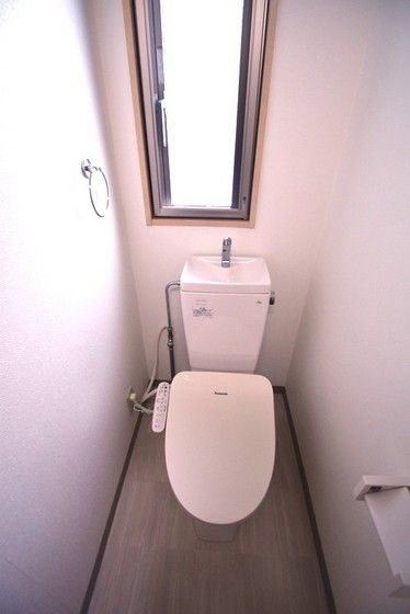 �y�g�C���z�@