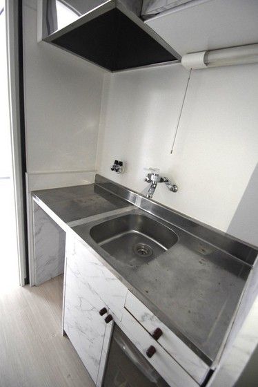 �y�L�b�`���z�@