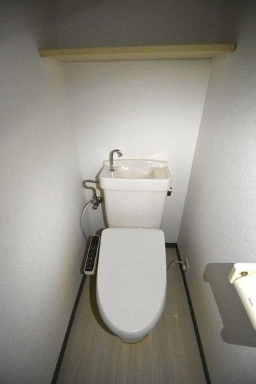 �y�g�C���z�@