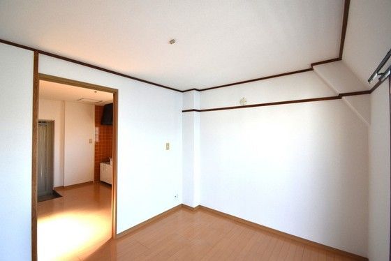 �y���̑������E�X�y�[�X�z�@