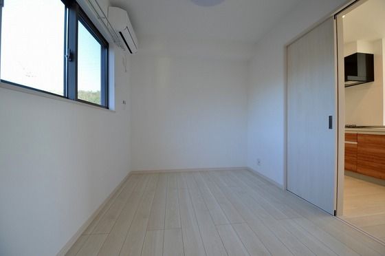 �y���̑������E�X�y�[�X�z�@