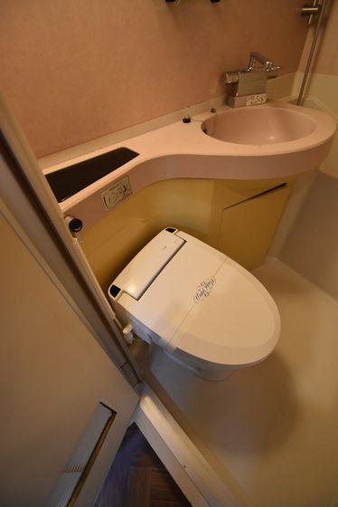 �y�g�C���z�@