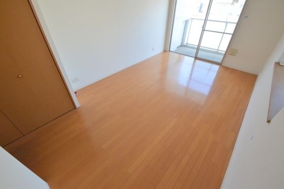 �y�����E���r���O�z�@�L�X�m��10.4��