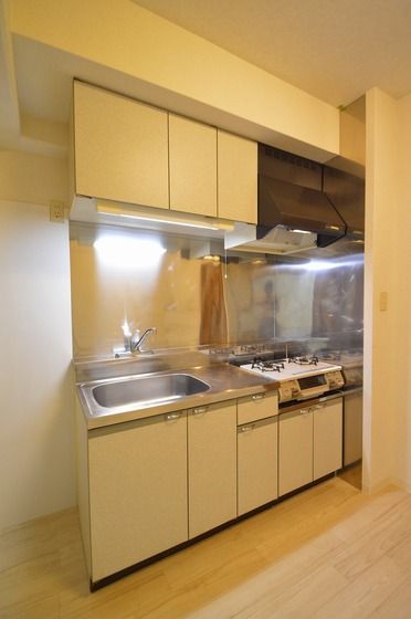 �y�L�b�`���z�@