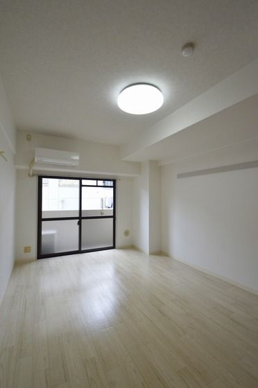 �y���̑������E�X�y�[�X�z�@