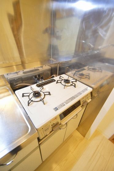 �y���̑��ݔ��z�@