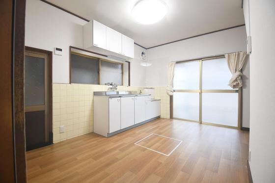 �y���̑������E�X�y�[�X�z�@