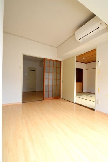 �y�����E���r���O�z�@�m��6��