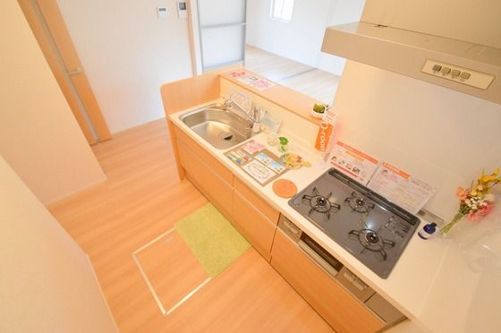 �y�L�b�`���z�@