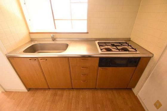 �y�L�b�`���z�@