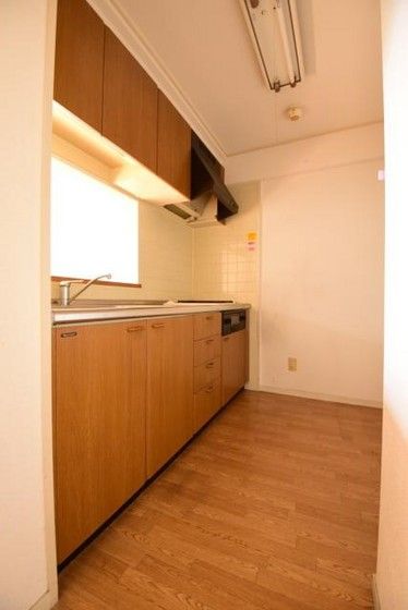 �y�L�b�`���z�@