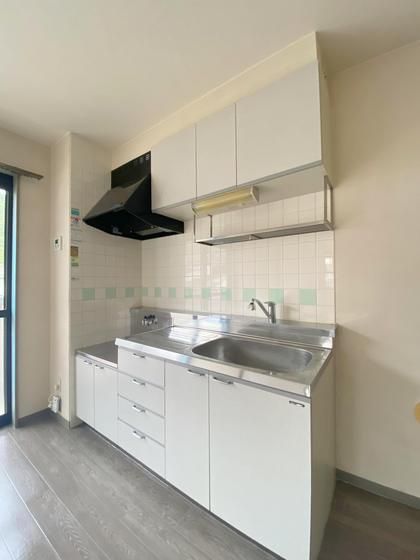 �y�L�b�`���z�@