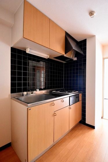 �y�L�b�`���z�@