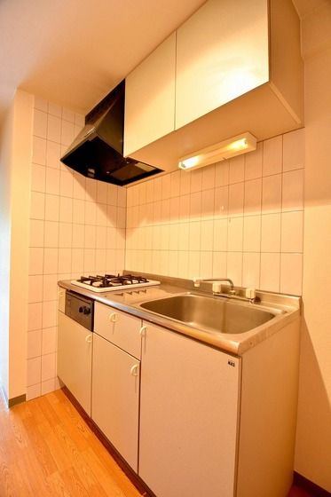 �y�L�b�`���z�@