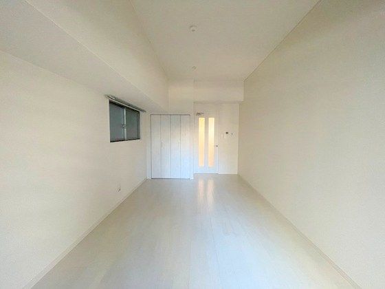 �y�����E���r���O�z�@